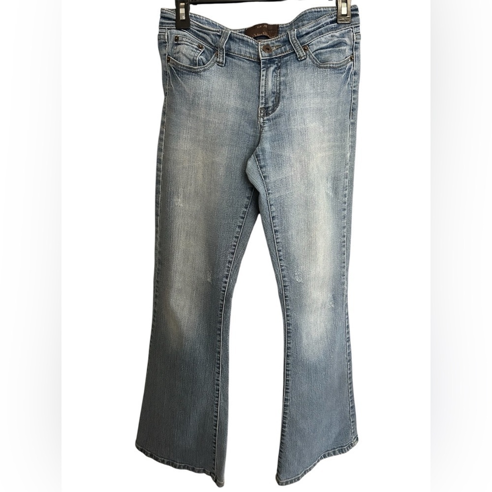 Urban Behavior Low Rise Wide Leg Jeans Light Wash Size 28